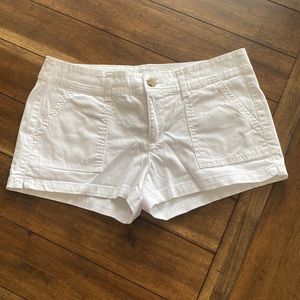 💛 2/$12 sale item💛 Arizona white Cordaroy shorts, size 9